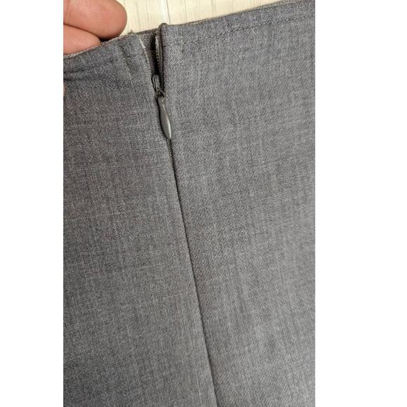 Pretty Little Things gray woven side slit mini skirt skort size 6 - Picture 7 of 11